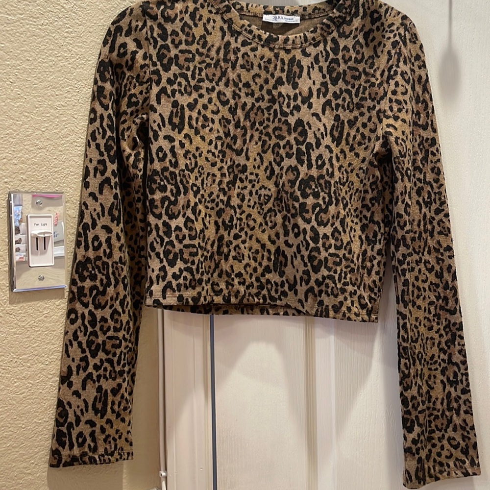 zara cheetah print sweater